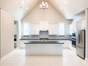 Building Photo - 2216 Snapdragon Rd