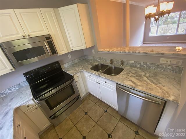 Building Photo - 11439 Savannah Creek Dr