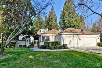 Building Photo - 50 Deer Meadow Ln