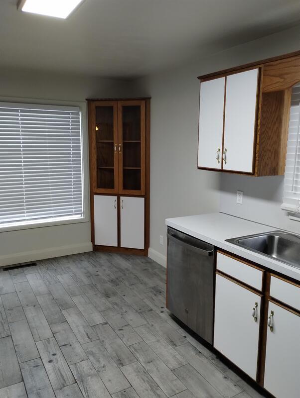 Foto del edificio - 1645 Fowler Ave