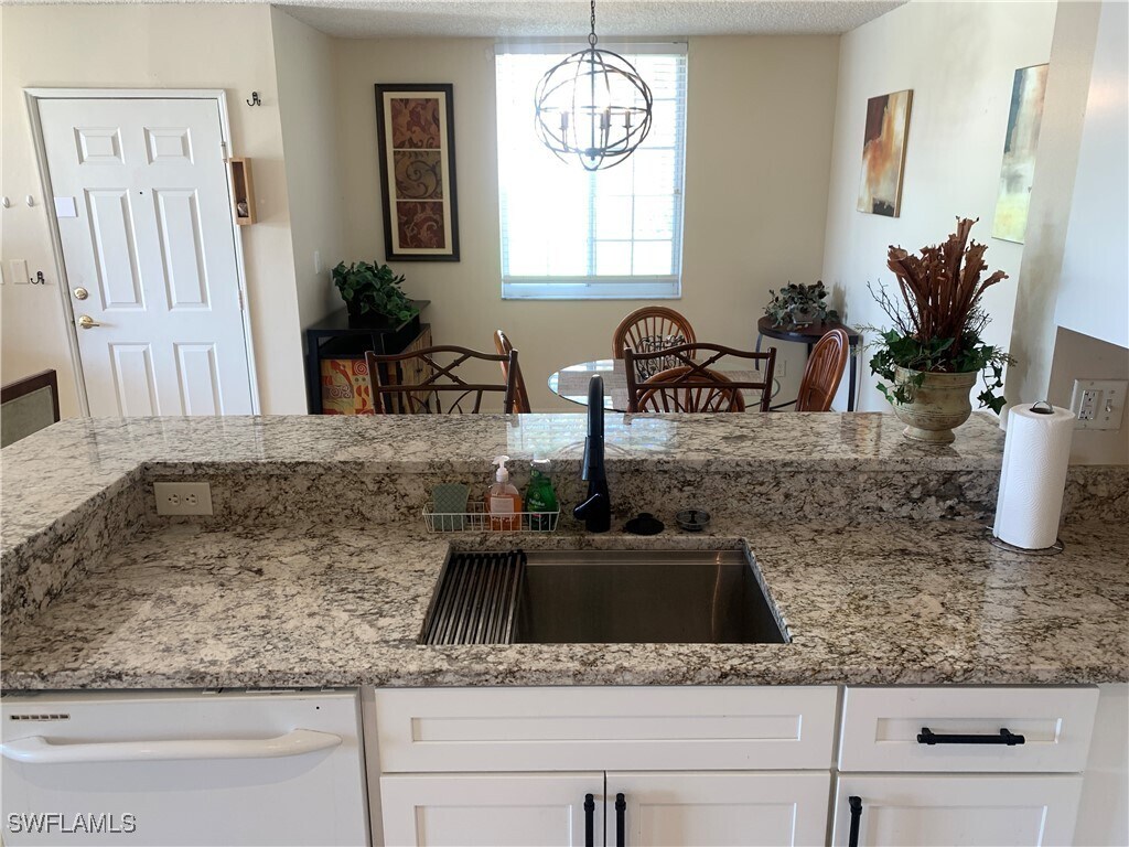 Building Photo - 1275 Wildwood Lakes Blvd