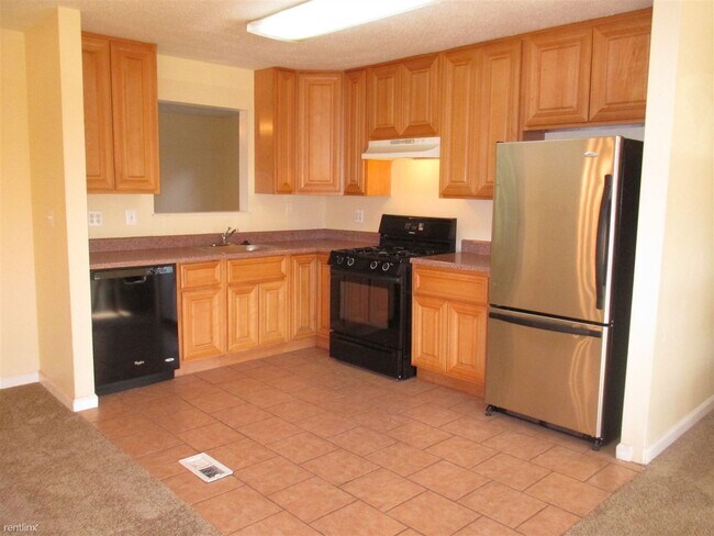 Building Photo - 3 br, 1 bath Duplex - 1227 Kimberly Ln Unit A