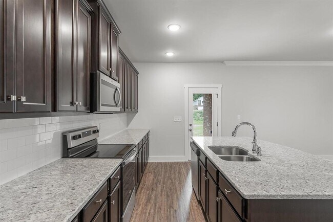 Building Photo - 3216 Southfield Ln