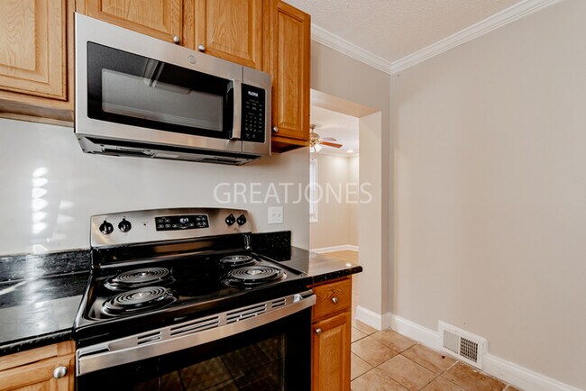 Foto del edificio - Charming 3 bedroom home in Columbia!