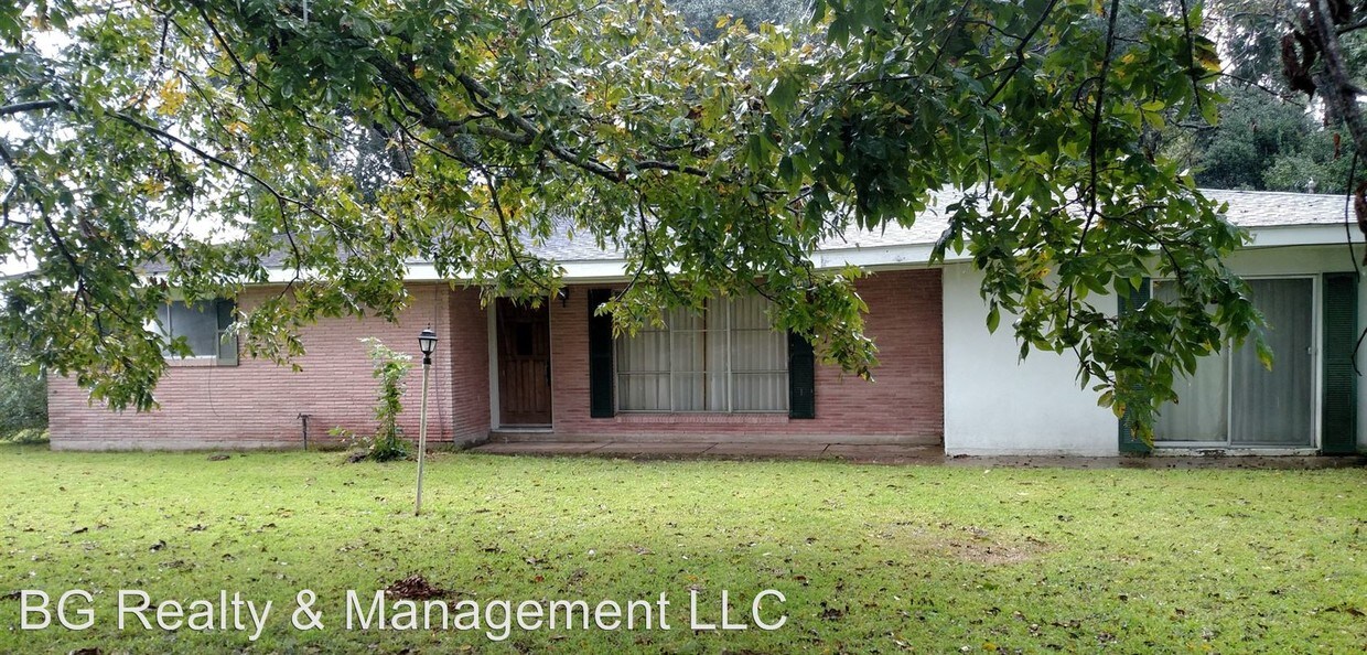 Foto principal - 3 br, 2 bath House - 137 Brothers Road
