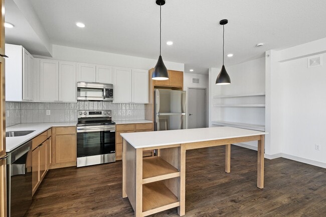 Interior Photo - The Harlan - Alcove, 1-, 2-, & 3-Bedroom A...