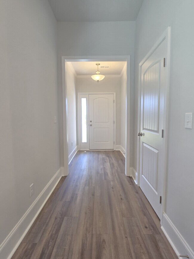 Foto del edificio - 8509 Bannock Cir