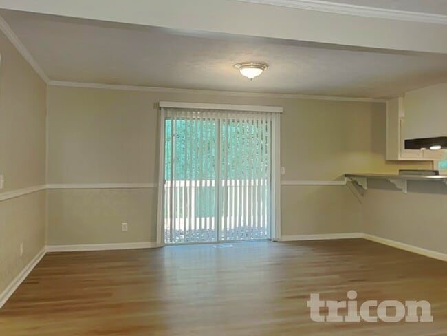 Building Photo - 5555 Richland Dr