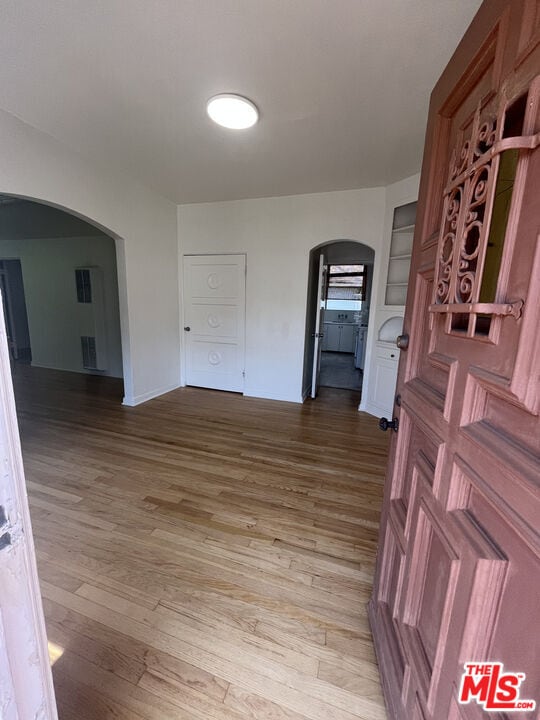 Building Photo - 318 S Reeves Dr
