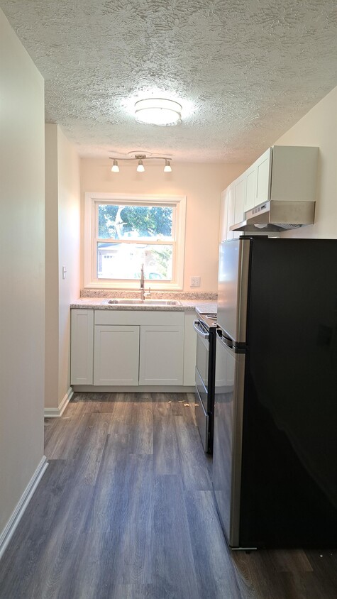 Foto principal - 1601 Friendship Rd