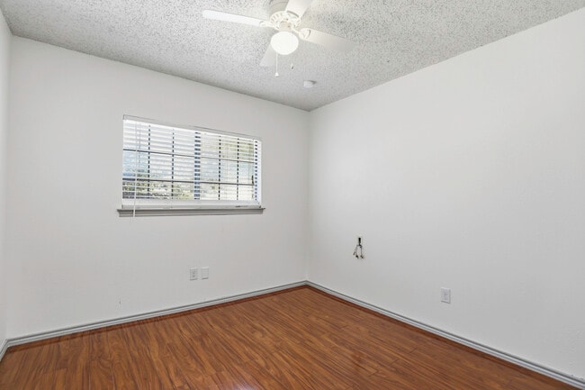 Building Photo - 6315 Forest Village