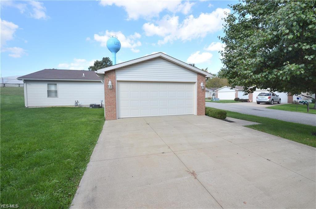 Primary Photo - 405 Orchard Hill Dr