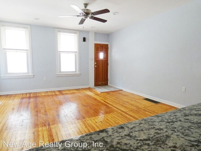 Building Photo - 4513 Saint Davids St