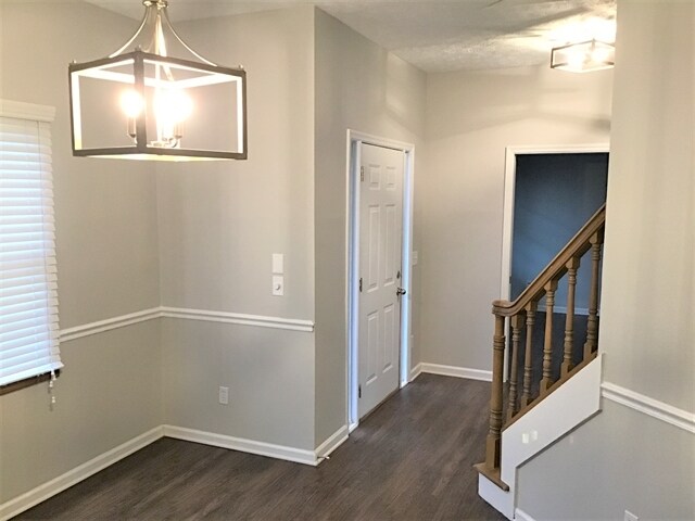 Foto del edificio - 2039 Bluestream Ct