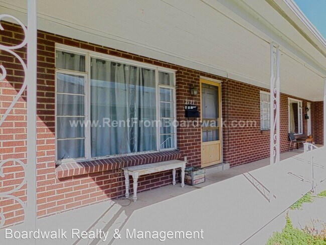 Foto del edificio - 1 br, 1 bath Apartment - 2127 S 200 E