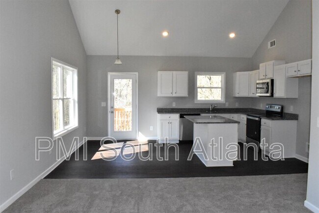 Foto del edificio - 143 Misty Grove Ln