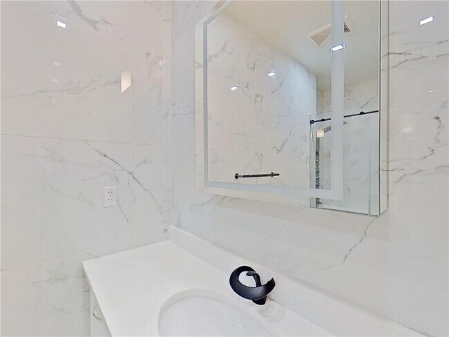 Foto del edificio - 1349 85th St