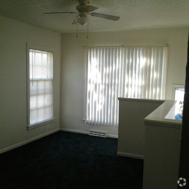 New Apartments For Rent in Wichita, KS with Yard 33 Rentals