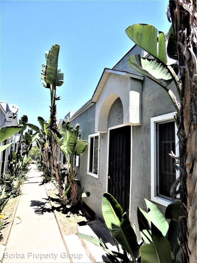 Primary Photo - 624 W 5th St