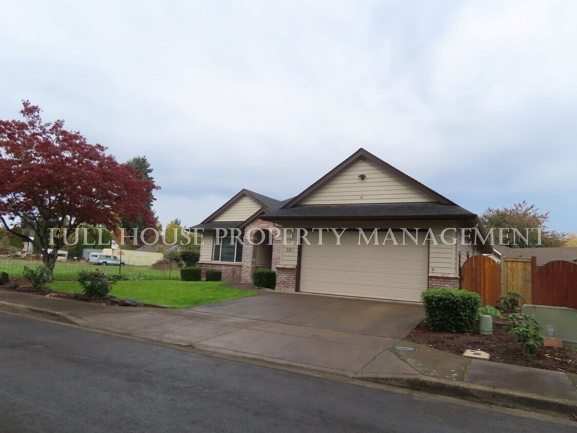 Primary Photo - 3 br, 2 bath House - 281 Alexandra Ct.