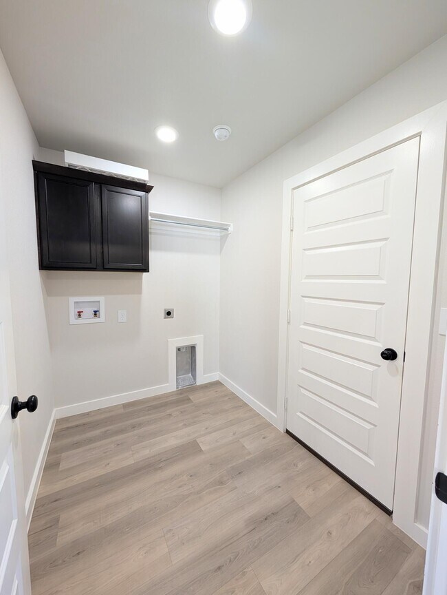 Foto del edificio - 3220 Cottonwood Ave