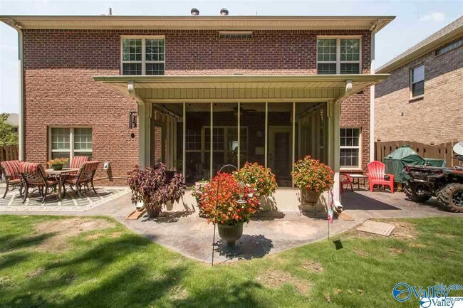 Foto del edificio - 15132 Lakeside Trail SW