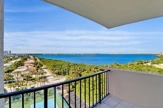 Building Photo - 4200 N Ocean Dr