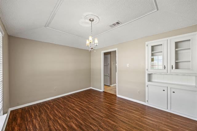 Foto del edificio - 7258 Brentwood Stair Rd