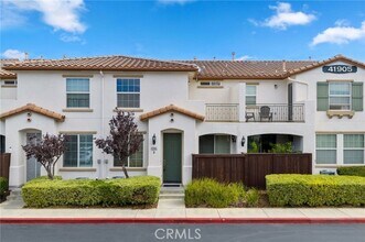 Building Photo - 41905 Davenport Way