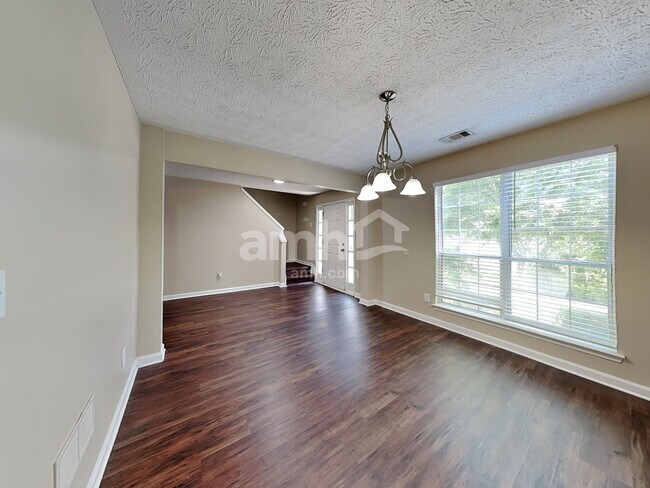 Foto del edificio - 3800 Oak Park Dr