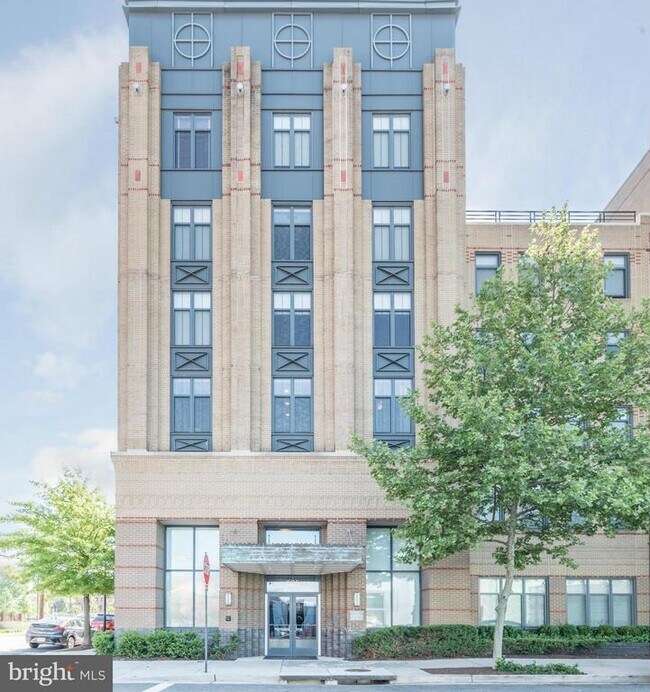 Foto del edificio - 525 N Fayette St