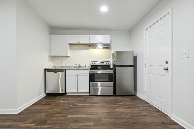 Building Photo - 1226 Coronada Drive