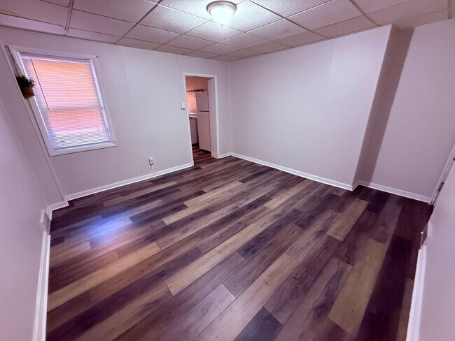 Foto del edificio - 4403 Davison St
