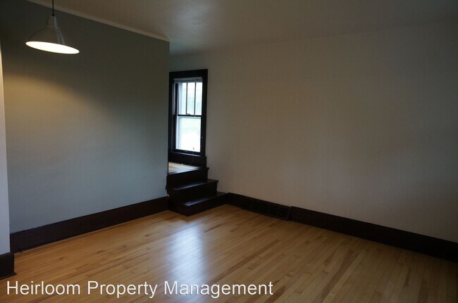 Building Photo - 2 br, 1 bath House - 523 N 11th Ave West