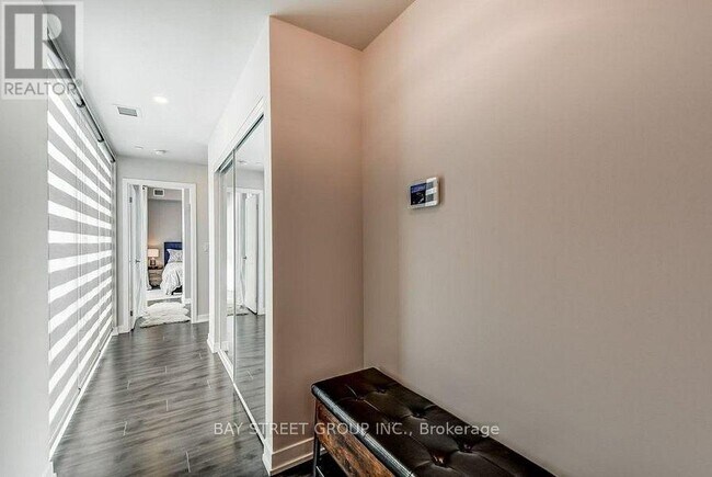 Building Photo - 18-518 Rean Dr