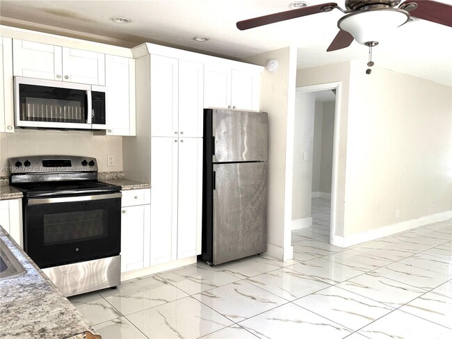 Foto del edificio - 1945 Pierce St