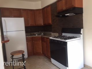 Building Photo - 2353 White Oak Ct