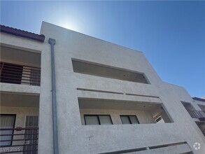 Building Photo - 1381 E University Ave.