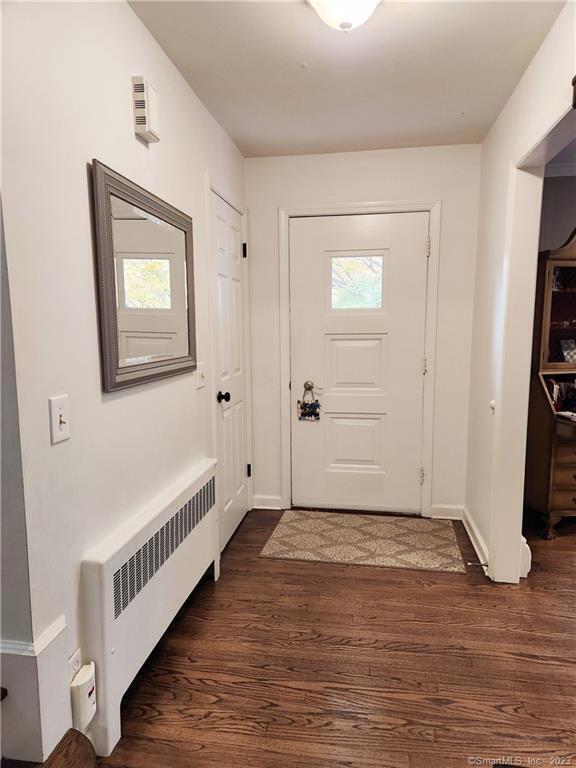 Foto del edificio - 136 Orchard Hill Ln