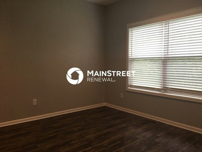 Building Photo - 4 Bedroom Pet-Friendly Home in Grain Valle...
