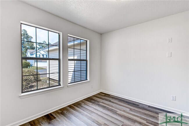 Building Photo - 15 Willow Lakes Dr