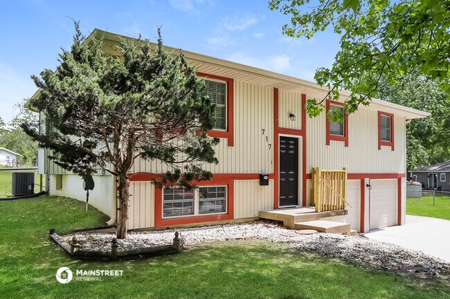 Foto del edificio - 717 N Osage Trail