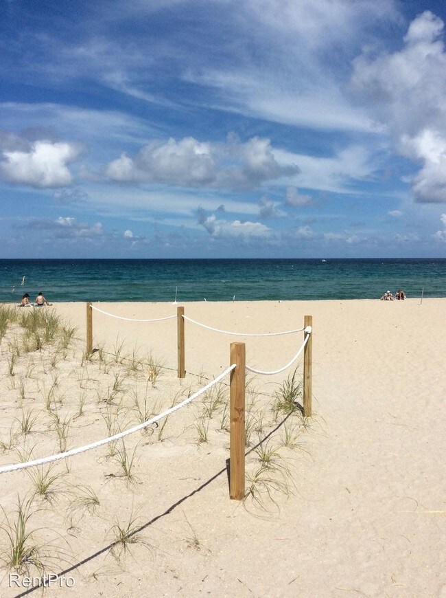 184 Sunset Ave, Palm Beach, FL 33480 - Apartment for Rent in Palm Beach