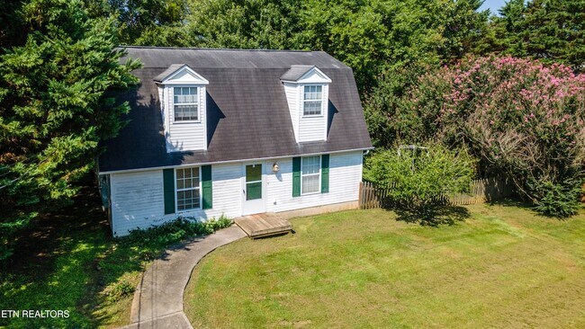 Foto del edificio - 7005 Buddy J Ln