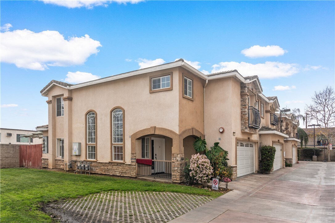 Foto principal - 535 W D St