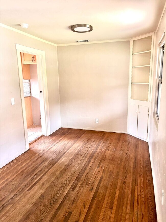 Photo - Edi2324/Jill2343 Apartment