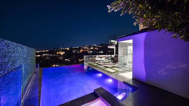 Foto del edificio - 1623 Viewmont Dr