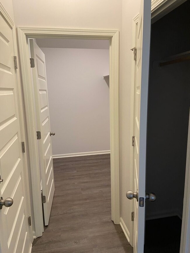 Foto del edificio - DON’T WAIT — PRE-LEASING NOW! 3 Bed + 2 Bath Home in Oak Wood