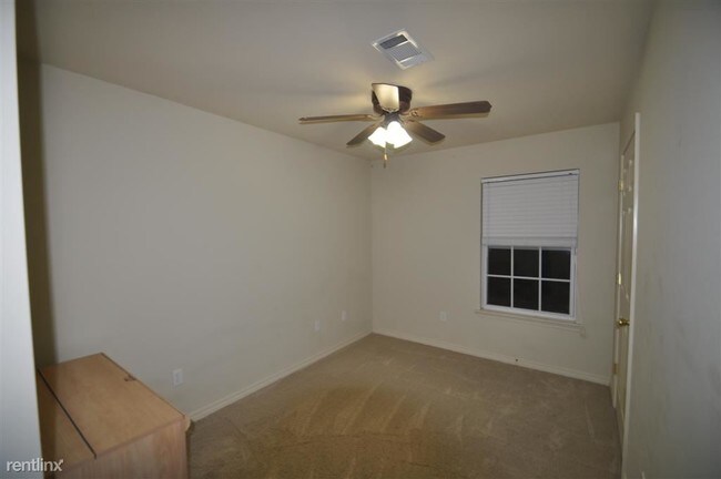 Foto del edificio - 507 S Curran Ave