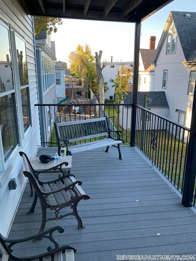 Foto del edificio - 148 Crest Ave